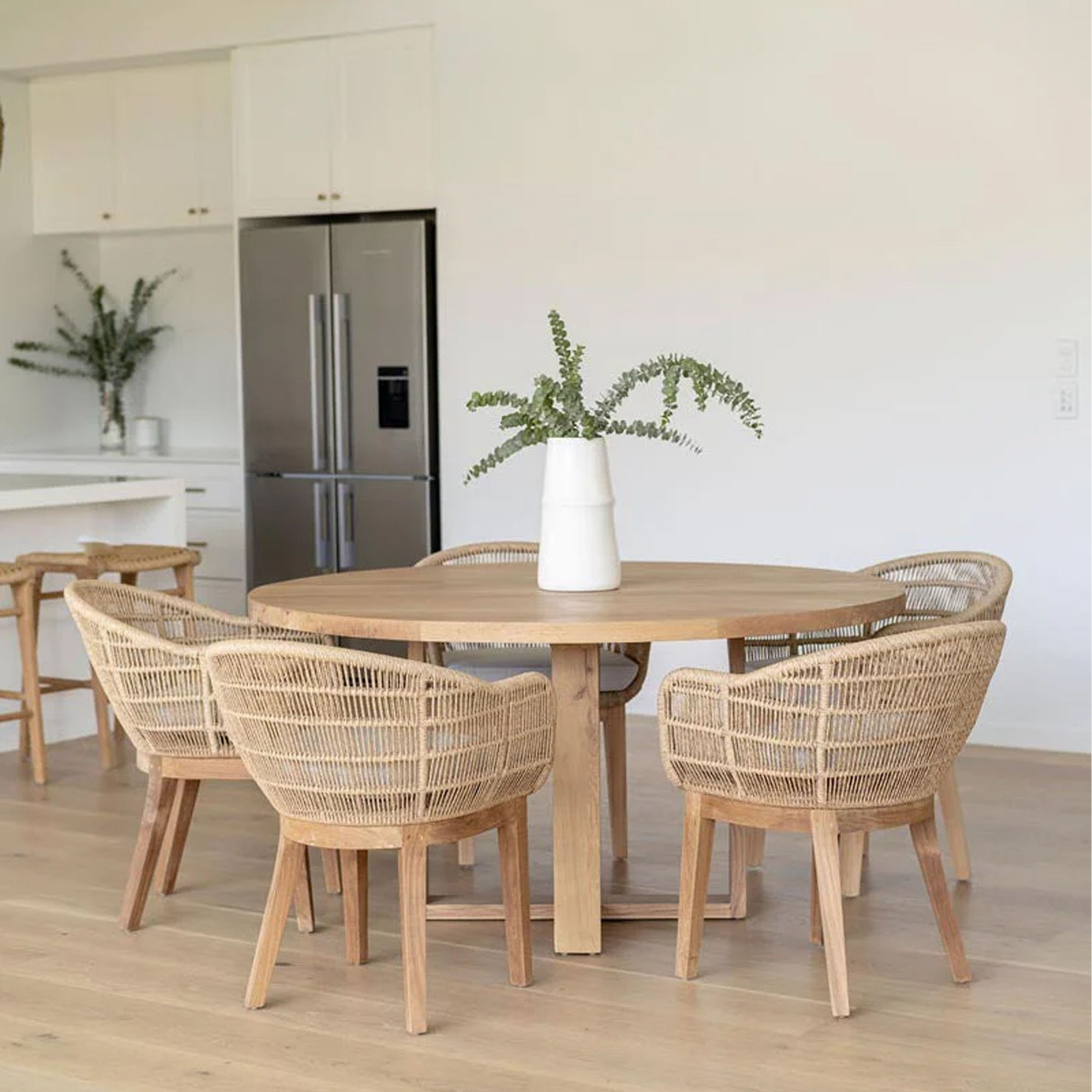 # Set Meja Makan Luar Ruangan  - Luxury Lifestyle Hotel ulasan dan harga